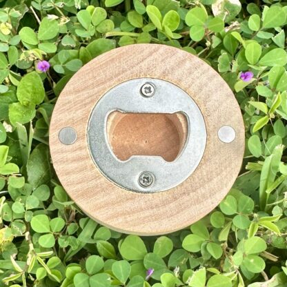 Round Wood Magnetic Bottle Opener (20 pcs) - Image 2